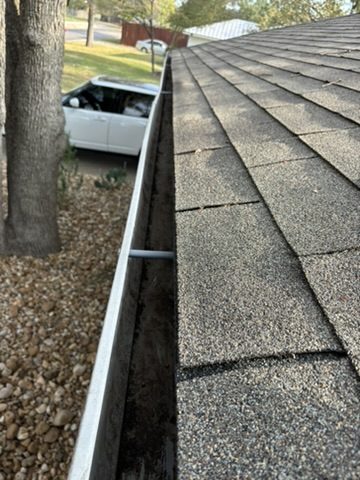 Gutter Cleaning, Brazos Pro Wash